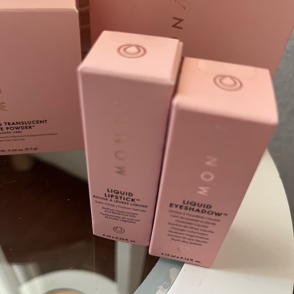 🆕Monat Make Set bundle - Picture 4 of 9